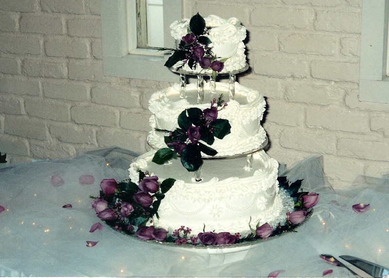 6 - 12 - 16 inch Wedding Cake
